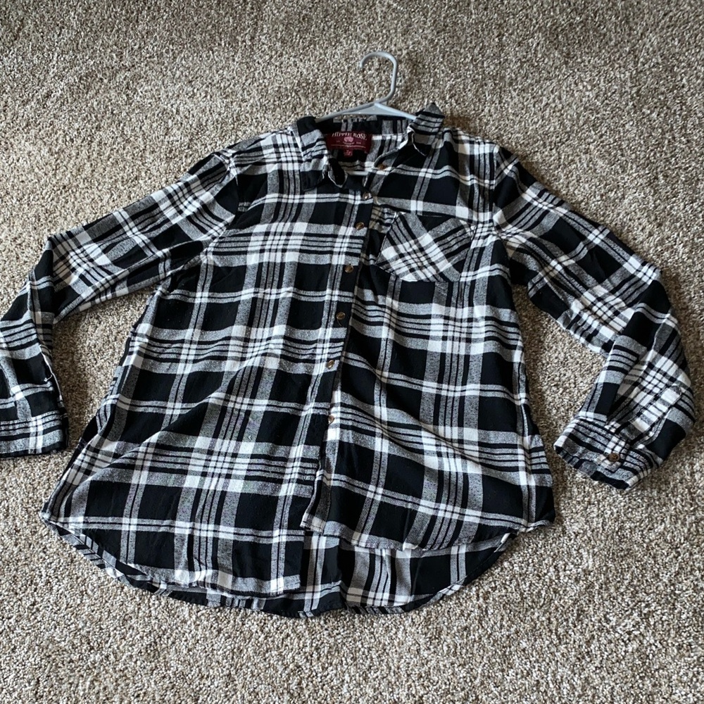 🖤 Hippie Rose Black & White Plaid Button-Down Shirt
